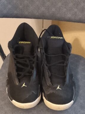 Jordan Men's Black Basketball Sneakers with White Soles